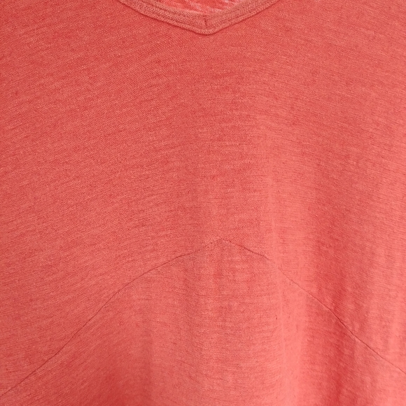 Soft Cotton Linen High-Low Top - Picture 5 of 5